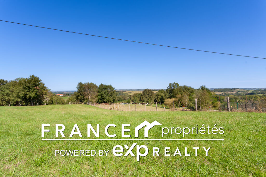 Ferme rénovée 192 m2 – Terrain 1,4 Ha.