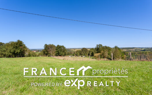 Ferme rénovée 192 m2 – Terrain 1,4 Ha.