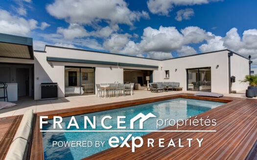 Villa contemporaine 2022 avec piscine et prestations haut de gamme